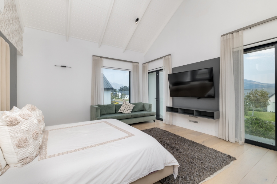5 Bedroom Property for Sale in Val De Vie Estate Western Cape